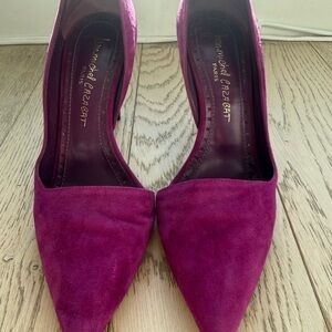 Chic Fuchsia Suede Heels by Cazabat